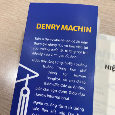 Sách Trí tuệ hiệu trưởng