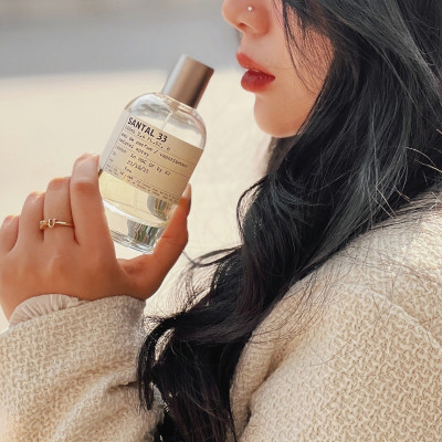 Tinh dầu nước hoa dạng xịt Santal 33 10ml (mùi unisex)