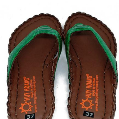 Dép nữ Huy Hoàng da đà điểu màu xanh rêu HT7409