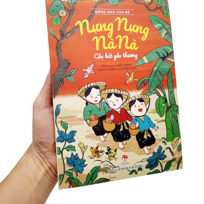 Đồng Dao Cho Bé: Nựng Nựng Nà Nà - Câu Hát Yêu Thương (Tái Bản 2021)