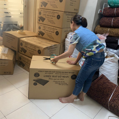 Chiếu Hạt Gỗ Hương Mộc Cao Cấp - Kích Thước 1,6mx2m hạt 1.8cm ( Mian .vn ) 