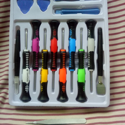 Bộ Vít đa năng 2811 dùng để mở điện thoại - Bộ vít đa năng 16 in 1 - Hàng chính hãng