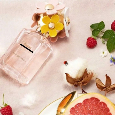 Tinh dầu nước hoa dạng xịt Daisy Marc Ja.cobs Eau so fresh 10ml (mùi nữ) ngọt ngào tươi mát