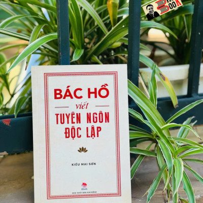 Combo 2 cuốn Kiều Mai Sơn: BÁC HỒ VIẾT TUYÊN NGÔN ĐỘC LẬP; CHÂN DUNG 15 VỊ BỘ TRƯỞNG– Kiều Mai Sơn – NXB Kim Đồng