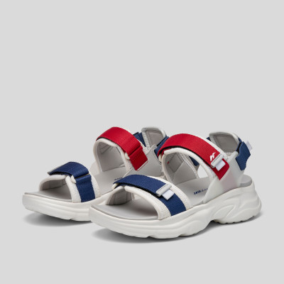 Sandals Thể Thao Nữ Biti’s Hunter X Dune – Festive Edition 2K24 HEW001300TRG (Trắng)