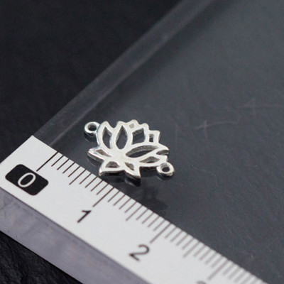 Combo 5 cái charm bạc khóa liên kết vòng hình hoa sen - Ngọc Quý Gemstones