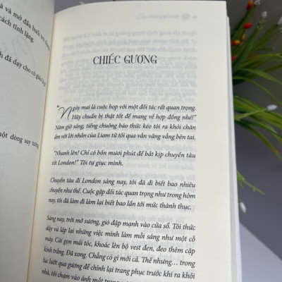 (Bìa cứng) SỐNG NHƯ BÔNG PH.Á.O H.O.A - Hành trình khám phá điều quý giá nhất cuộc đời  – Ruby Nguyen – Thái Hà- NXB Hà Nội