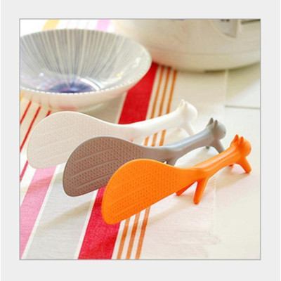 Vá Xới Cơm Lúa Mạch Hình Chú Sóc