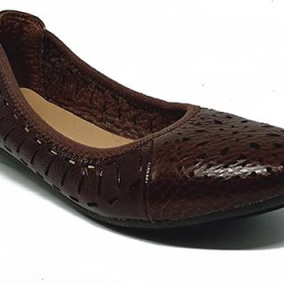 Giày nữ hoa văn Huy Hoàng da bò màu nâu đất HT7949