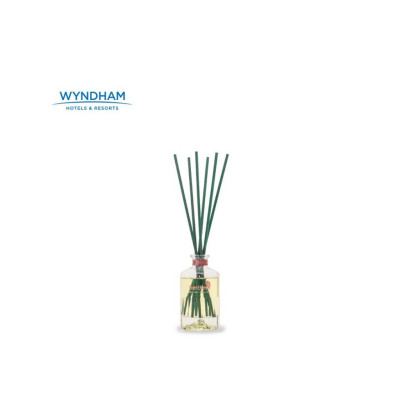 Que mây tán hương khách sạn 5* Wyndham Hotel