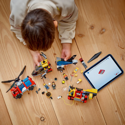 LEGO CITY 60462 Đồ Chơi Lắp Ráp Máy Bay Trực Thăng, Xe Cứu Hỏa (874 chi tiết)