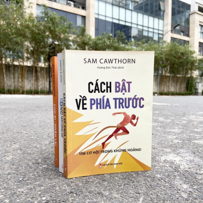 Sách - Cách Bật Về Phía Trước - Tìm Cơ Hội Trong Khủng Hoảng (ML)