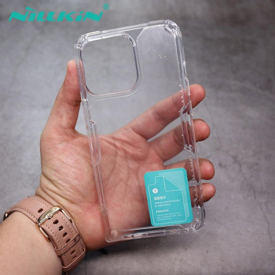 Ốp lưng TPU chống sốc lưng PC cường lực cho iPhone 15 Pro Max, 15 Pro, iP 15, 15 Plus hiệu Nillkin Nature Pro - Mỏng 0.6mm, đệm khí 4 góc, gờ bảo vệ camera - Hàng nhập khẩu