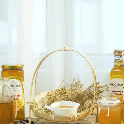 5 chai Mật ong nguyên chất hoa rừng tây bắc Phúc Khang  (350g) - Hàng Chính Hãng  - Mật ong sạch , mật ong cao cấp đạt tiêu chuẩn xuất khẩu - Bồi bổ cơ thể , tăng sức đề kháng 