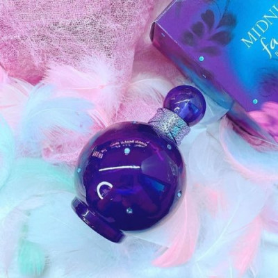 Tinh dầu nước hoa dạng xịt Midnight Fantasy Britney Spears 10ml (Mùi nữ)