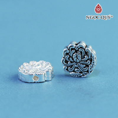 Charm bạc hoa cúc xỏ ngang - Ngọc Quý Gemstones