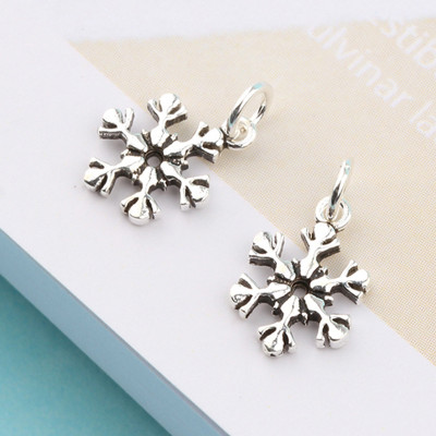 Combo 4 cái charm bạc bông tuyết treo - Ngọc Quý Gemstones