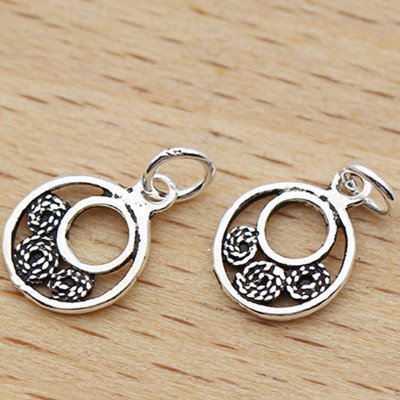 Combo 8 cái charm bạc hình tròn 3 bông hoa treo - Ngọc Quý Gemstones