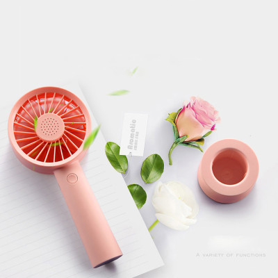Quạt Mini Khuếch Tán Hương Liệu Cầm Tay Damas QX01 - Thiết Kế Chân Đế Quạt Để Bàn Tiên Lợi Tặng Kèm Dây Sạc - Pin Khủng 2000 mAh Với 3 Mức Độ Gió Lan Tỏa Hương Thơm - Hàng Chính Hãng