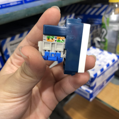 Ổ mạng Cat6 Panasonic WEV-24886SW dòng Wide - Hàng chính hãng