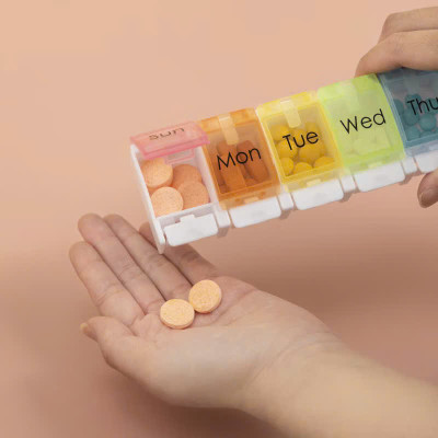 Hộp Chia Thuốc 7 Ngăn, Sử Dụng Hàng Ngày, Thiết Kế Cao Cấp, Nhỏ Gọn, Nhựa Bền Đẹp,  Tiện Dụng Gia Đình  - Takyhome 7127