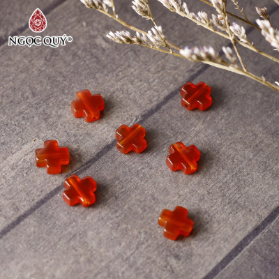 Chữ thập xỏ ngang đá mã não đỏ làm vòng tay, phụ kiện handmade 8mm mệnh hỏa thổ - Ngọc Qúy Gemstones