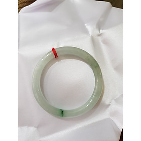 Vòng Tay Đá Cẩm Thạch Xanh Ngọc Nhẹ A SỊN 54mm x 7,5mm Chất liệu đá cẩm thạch tự nhiên màu trắng xanh ngọc nhẹ bóng đẹp Nữ 53kg - 63kg đeo ạ