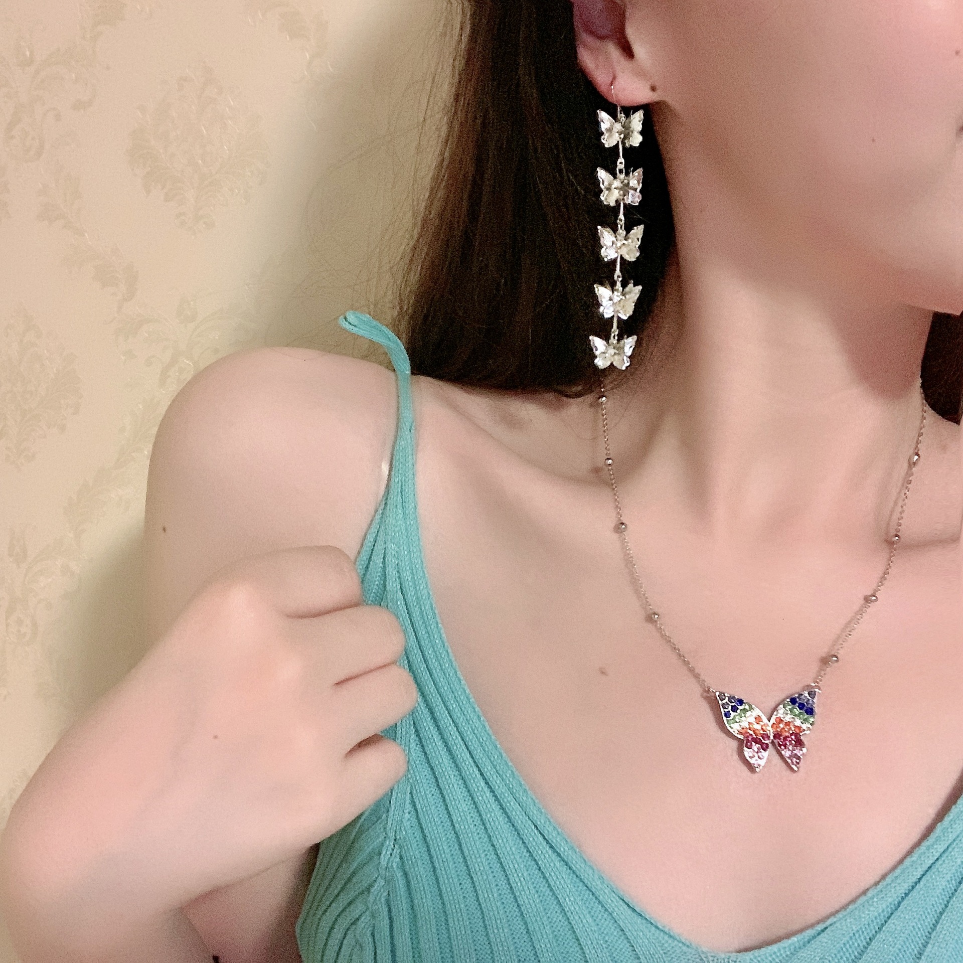 Bông tai cánh bướm xỏ lỗ móc tinh xảo thời thượng