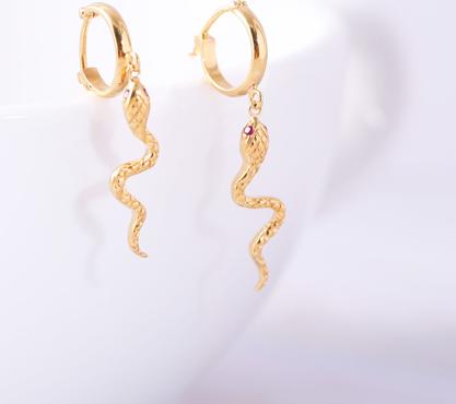 Bông tai bạc mạ vàng con rắn thiết kế độc quyền tinh xảo Gix Jewel BT08