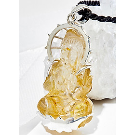 Mặt dây chuyền phật bà quan âm thạch anh tóc vàng bọc bạc Ngọc Quý Gemstones
