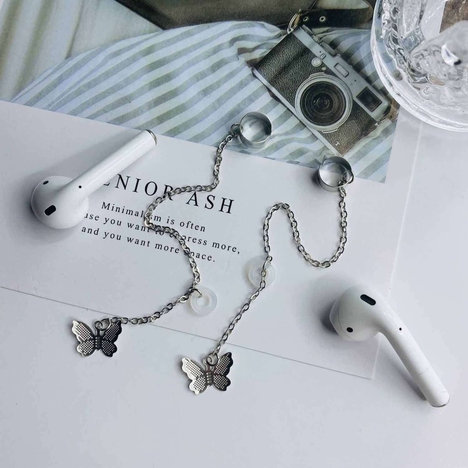 1 ĐÔI Khuyên tai đeo tai nghe bluetooth tai nghe không dây airpod mix cánh bướm độc đáo cá tính unisex không cần bấm lỗ tai