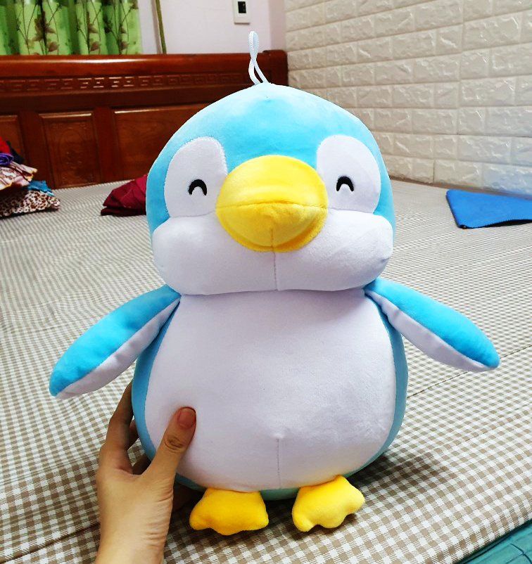 Gấu bông chim cánh cụt dễ thương 30cm vải miniso mềm mịn an toàn (Tặng Kèm 1 Ví Da 12 Ngăn Đựng Thẻ ATM, CCCD)