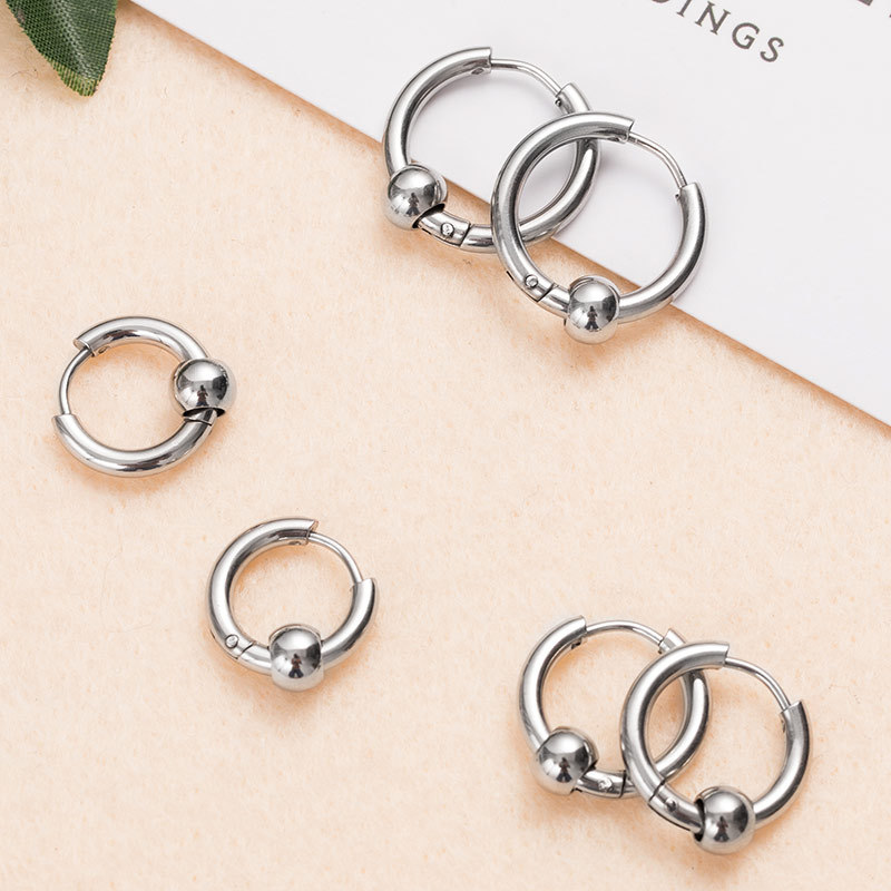Đôi bông tai nữ Titan màu trắng trang nhã