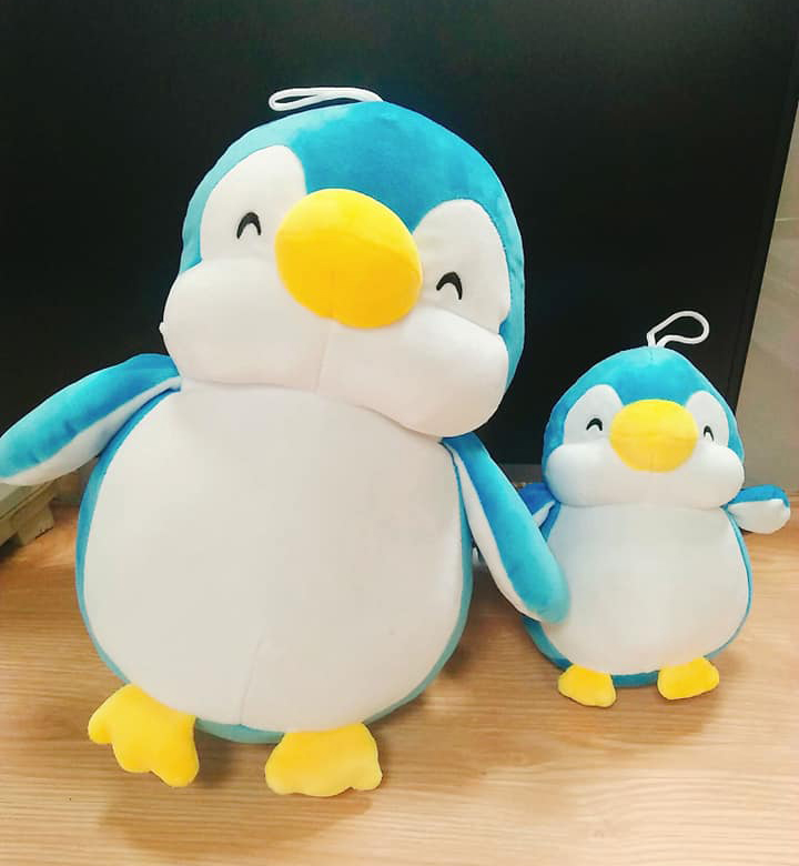 Gấu bông chim cánh cụt dễ thương 30cm vải miniso mềm mịn an toàn (Tặng Kèm 1 Ví Da 12 Ngăn Đựng Thẻ ATM, CCCD)