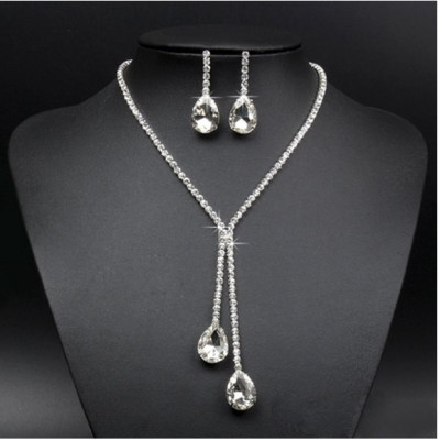 Bộ trang sức giọt nước