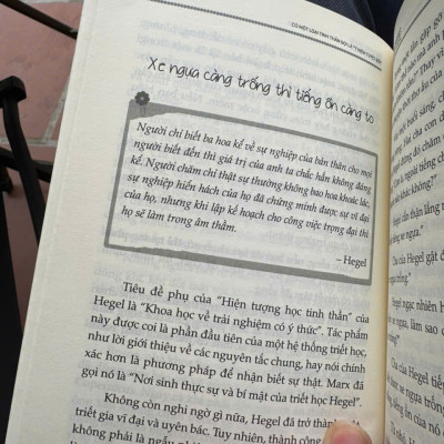VƯỢT QUA GIỚI HẠN TƯ DUY: Hiểu thấu chân lý cuộc sống cùng Hegel – Lưu Tố Bình - Bizbooks
