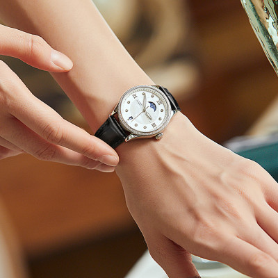 Đồng hồ nữ chính hãng I&W CARNIVAL IW582G-2 Kính sapphire ,chống xước ,Chống nước 30m ,Bảo hành 24 tháng,Máy cơ (Automatic),dây da cao cấp, thiết kế đơn giản dễ đeo