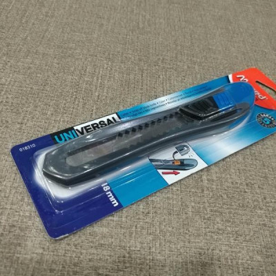 Dao Rọc Giấy Maped Plastic Phổ Thông 18 mm - 018310 - Màu Xanh