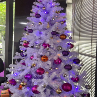 Cây thông noel màu trắng  - Cây thông noel đẹp - Tán dày và đều, cây thông chắc chắn, dể tháo lắp