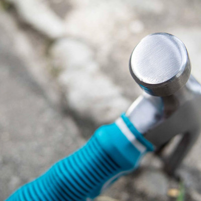 BÚA NHỔ ĐINH MINI LEO TRÈO TRÊN CAO TOTAL THTM7386D - HÀNG CHÍNH HÃNG