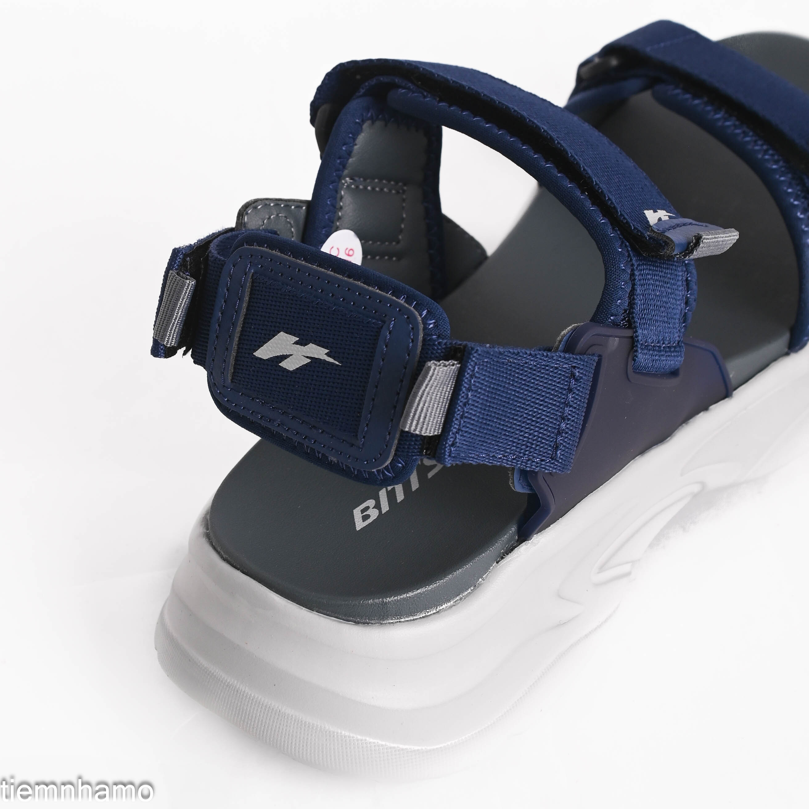 Sandal Biti