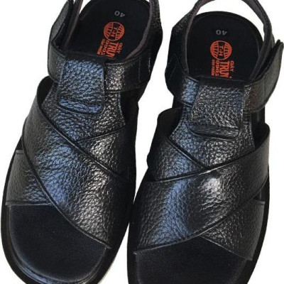 Dép sandal nam Trường Hải da bò cao cấp mềm mại không bong tróc màu đen đế PU siêu nhẹ cao 5cm SDN001