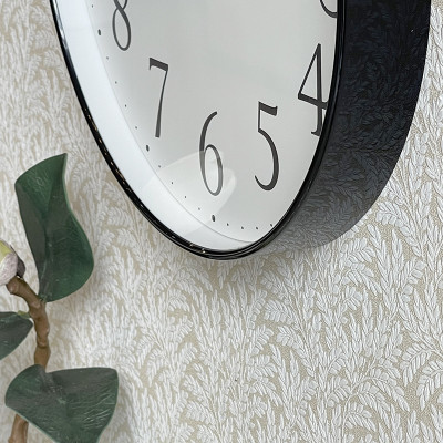 Đồng hồ Rhythm CMG620NR02- Kt 30.5 x 4.0cm, 690g, Vỏ nhựa. Dùng Pin.