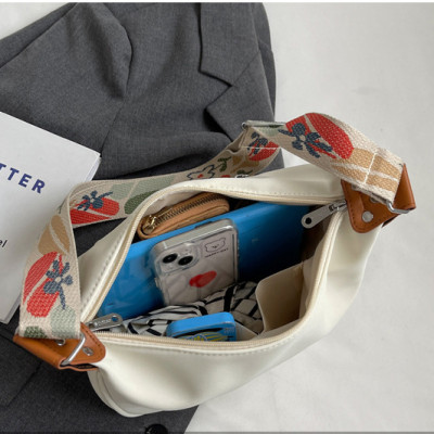 Túi xách nữ thời trang công sở cao cấp phong cách dễ thương – BEE GEE TV1049