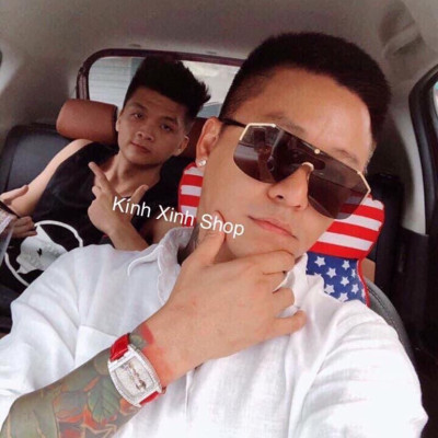 Kính râm nam thời trang sành điệu