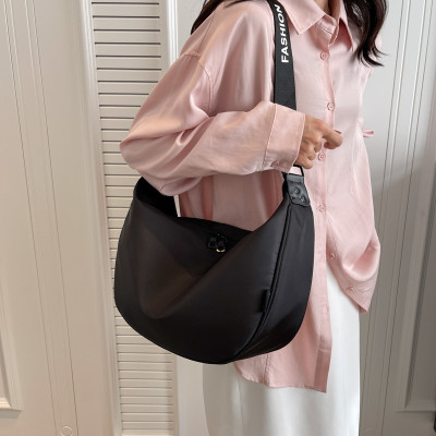 Túi xách nữ thời trang công sở cao cấp phong cách dễ thương – BEE GEE TV1047