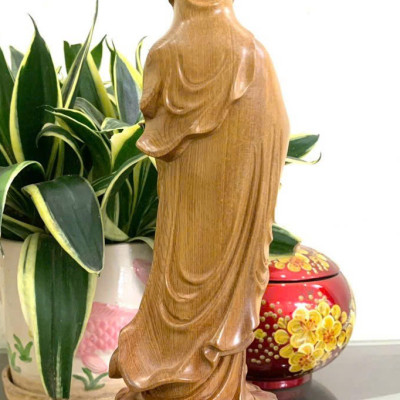Tượng phật bà quan thế âm bồ tát bằng gỗ bách xanh thơm nức kt cao 30cm 