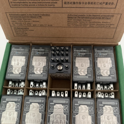 Rơ le RXM4AB2BD Schneider, coil 24Vdc, 14 chân, có LED, có phím test  | Hàng Chính hãng |