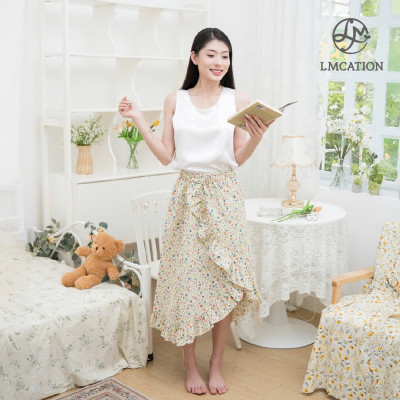 Đồ mặc nhà LMcation - Áo cổ tròn Mary Trắng kem & Chân váy bèo hoa nhí LMcation Camila