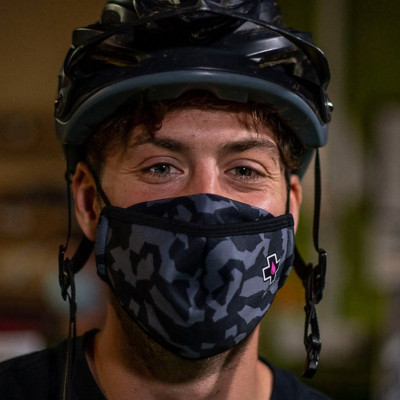 Khẩu Trang nam/nữ vải tái sử dụng và kháng khuẩn 3 Lớp Muc Off Reusable Face Mask